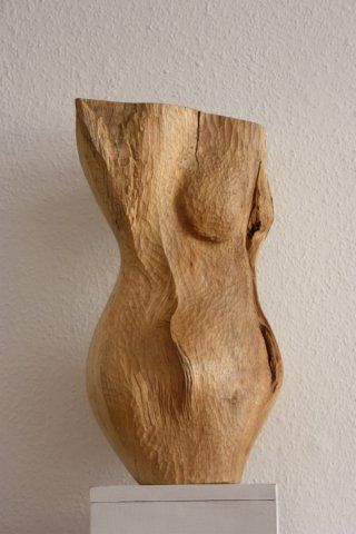 Holz-Skulptur von Babara Guthy: Meerfrau