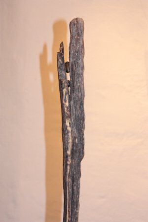 Holz-Skulptur von Babara Guthy: Spielräume